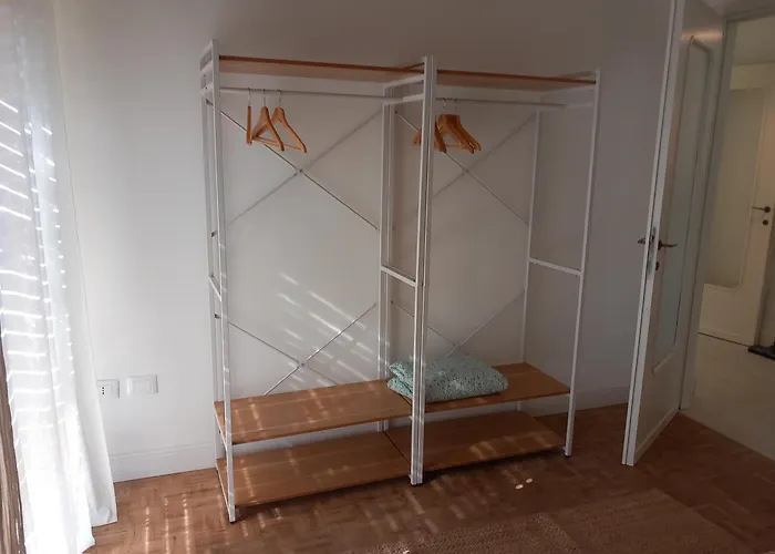 Lorimare Apartamento *